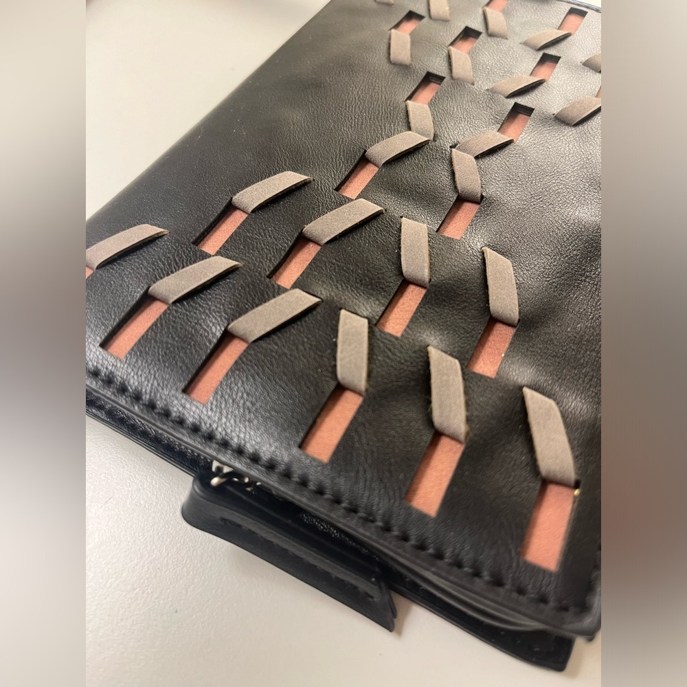 Danielle Nicole Crossbody - image 2